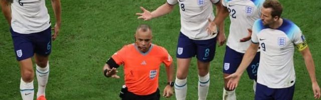 电竞比分-欧洲杯新规严禁“围攻”裁判：队长沟通，违者染黄