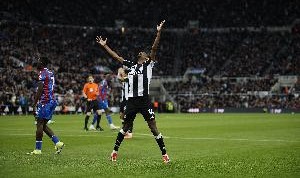 电竞比分网-前锋是重点！TA：无论伊萨克是否离队，纽卡都将至少签下一名球员